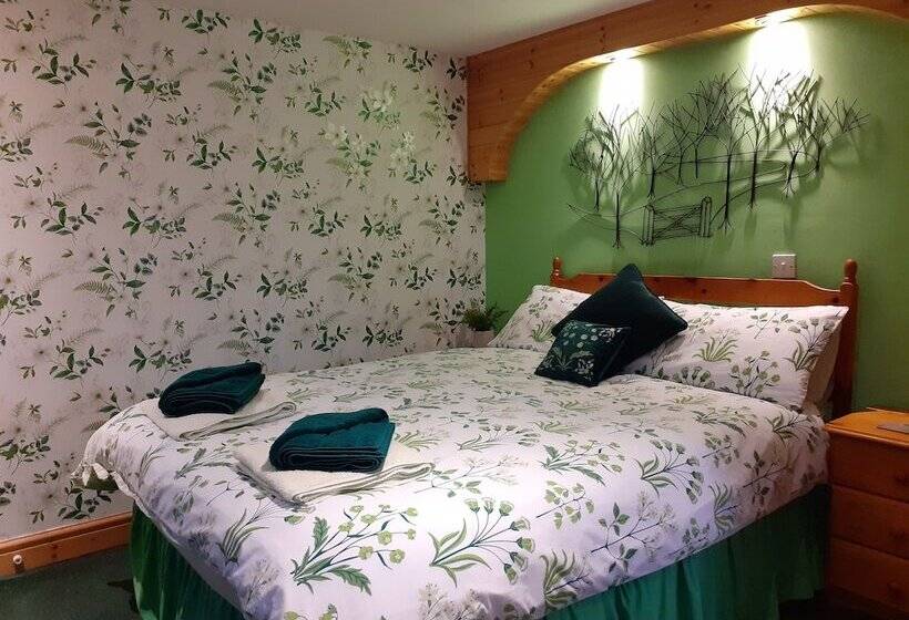 مبيت وإفطار Old Mill Farmhouse