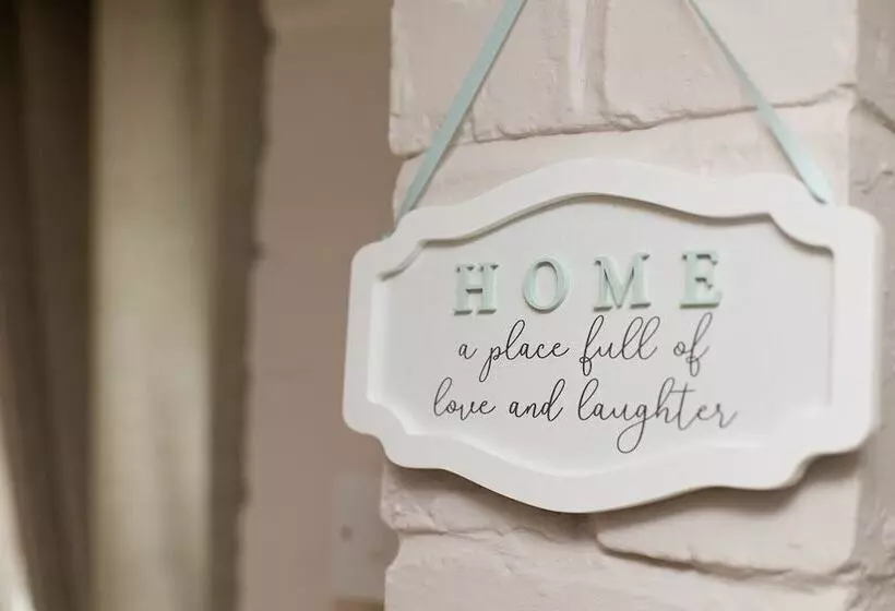 Cosy Cottage In Lytham St Annes   Close To Beach