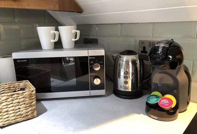 Cosy Cottage In Lytham St Annes   Close To Beach