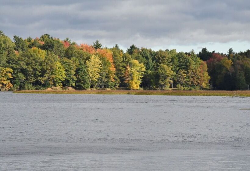 فندق Menominee River Extended Stay