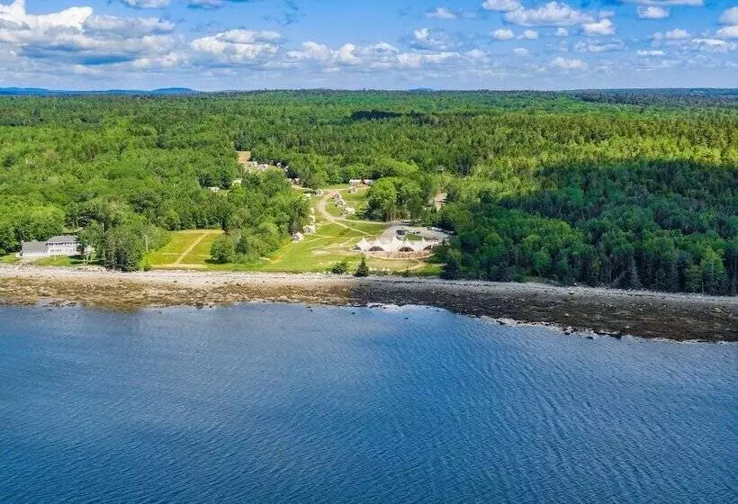 هتل Under Canvas Acadia