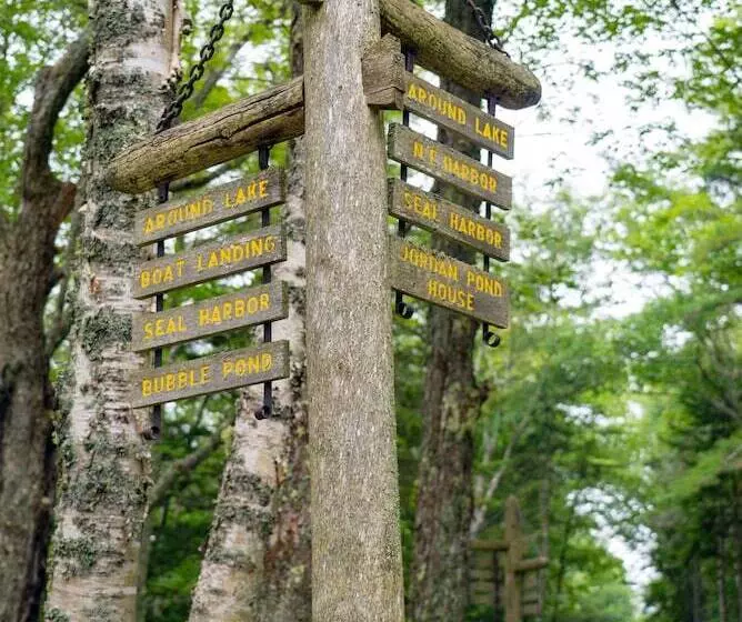 هتل Under Canvas Acadia