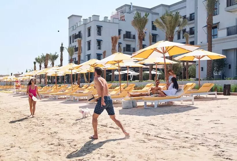 Hotelli Vida Beach Resort Umm Al Quwain