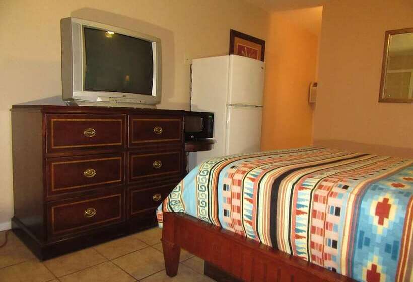 מוטל San Angelo Lodge