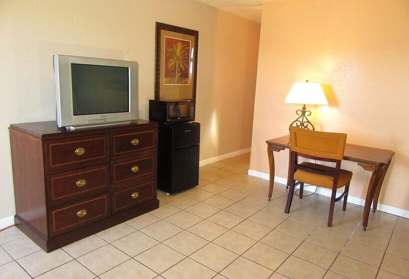 מוטל San Angelo Lodge