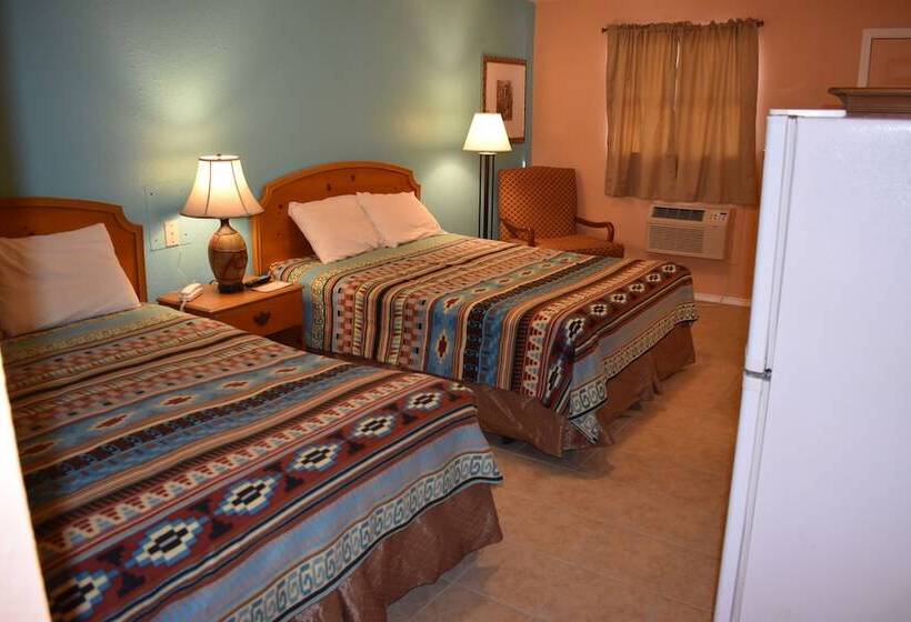 מוטל San Angelo Lodge