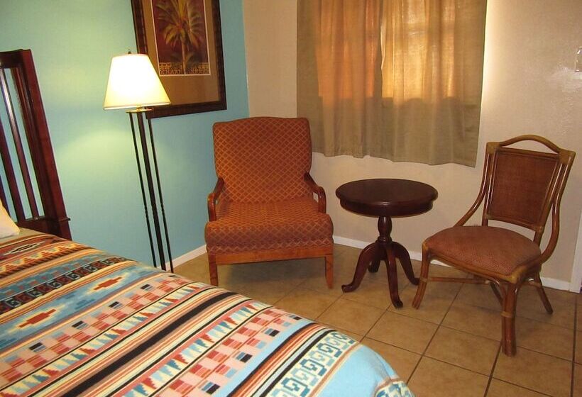 מוטל San Angelo Lodge