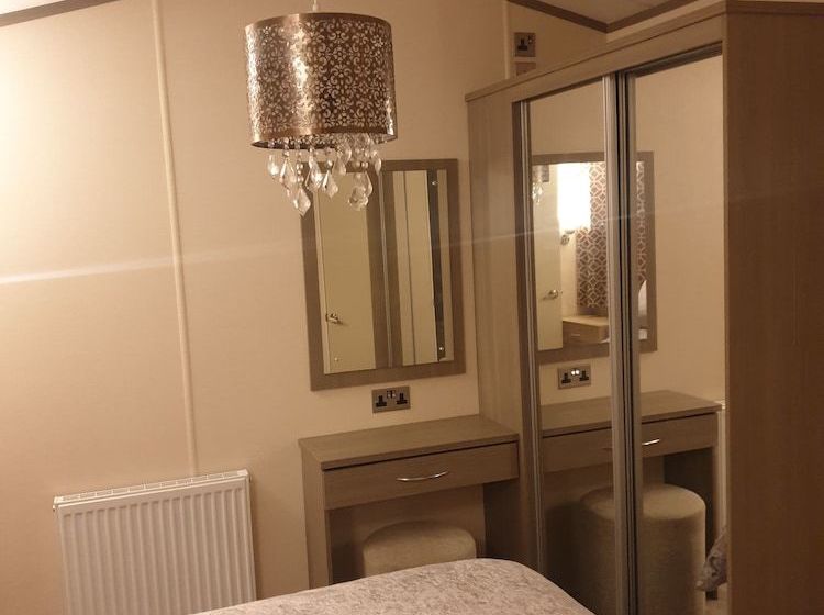 Outstanding 3 Bedroom2018model Caravan Northampton