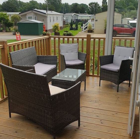 Outstanding 3 Bedroom2018model Caravan Northampton