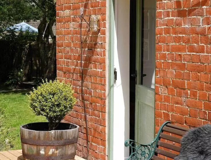 ペンション Riverbarn Fonthill Bishop Bed & Breakfast