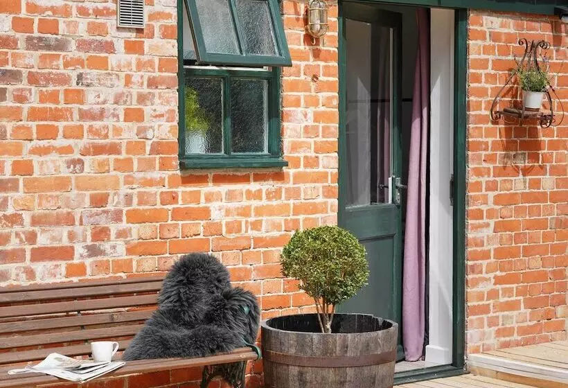 ペンション Riverbarn Fonthill Bishop Bed & Breakfast