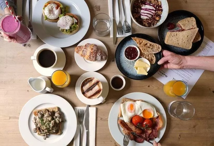 ペンション Riverbarn Fonthill Bishop Bed & Breakfast