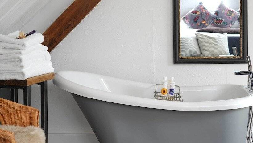 פנסיון Riverbarn Fonthill Bishop Bed & Breakfast