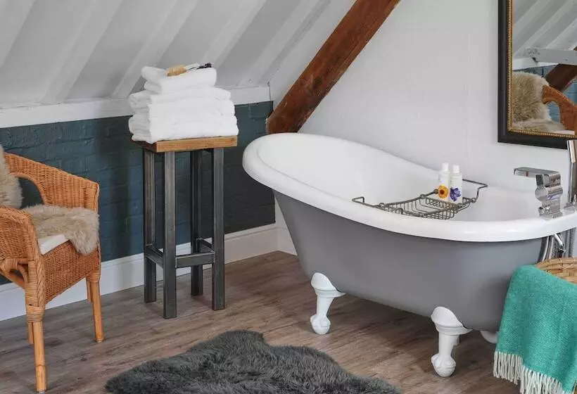 ペンション Riverbarn Fonthill Bishop Bed & Breakfast