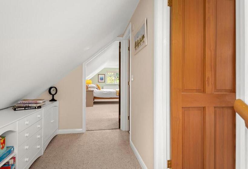 פנסיון Chambers Place