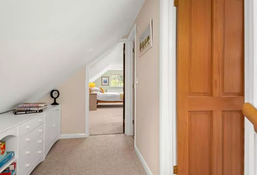 Pensione Chambers Place
