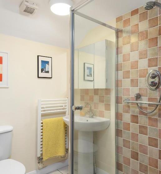 פנסיון Chambers Place