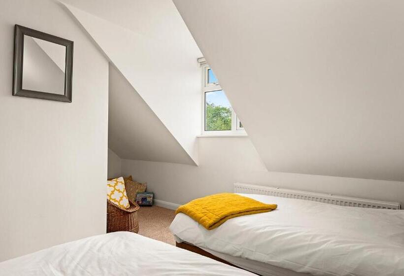 פנסיון Chambers Place