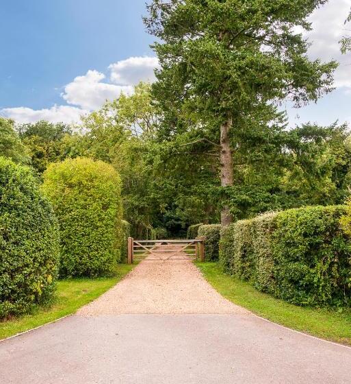 פנסיון Chambers Place