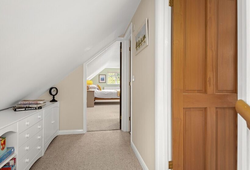 פנסיון Chambers Place