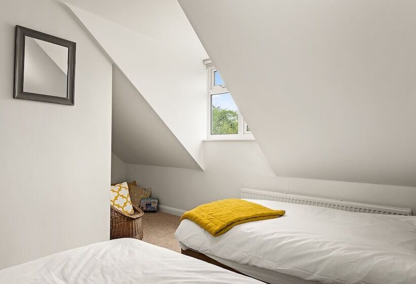 פנסיון Chambers Place