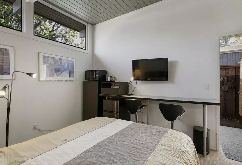 پانسیون Cute And Cozy Studio In Palo Alto