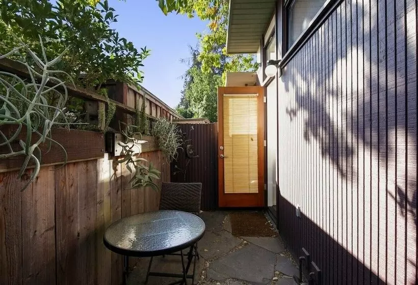 پانسیون Cute And Cozy Studio In Palo Alto