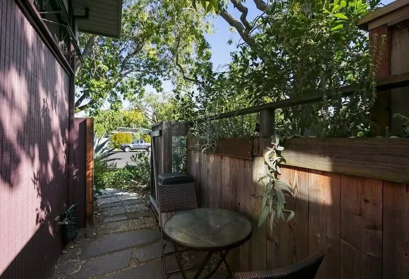 پانسیون Cute And Cozy Studio In Palo Alto