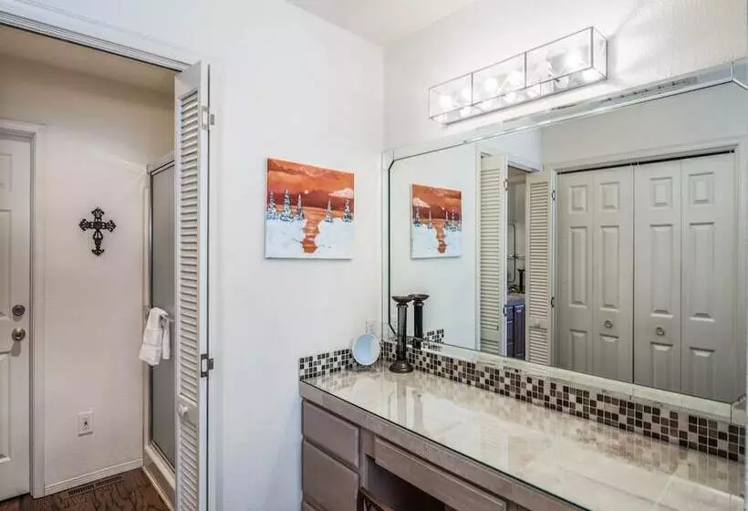 Sierra Lake Vista 5 Bedrooms