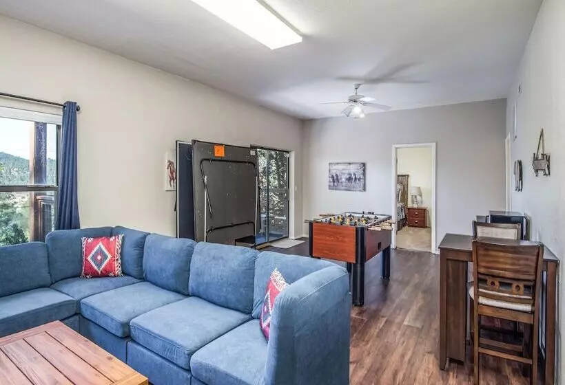 Sierra Lake Vista 5 Bedrooms