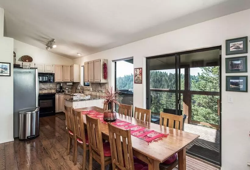 Sierra Lake Vista 5 Bedrooms