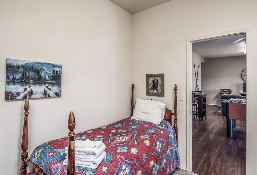 Sierra Lake Vista 5 Bedrooms