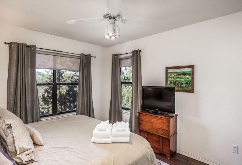 Sierra Lake Vista 5 Bedrooms