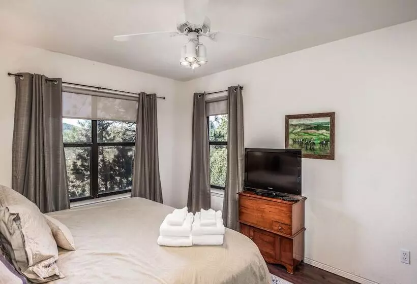 Sierra Lake Vista 5 Bedrooms