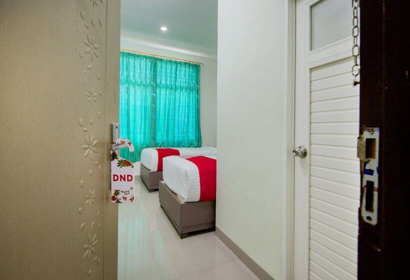 Wisata Hotel By Oyo Rooms