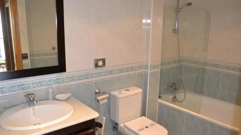 Aparthotel Hort de Popaire