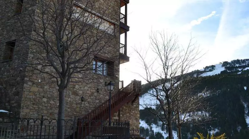 Aparthotel Hort de Popaire