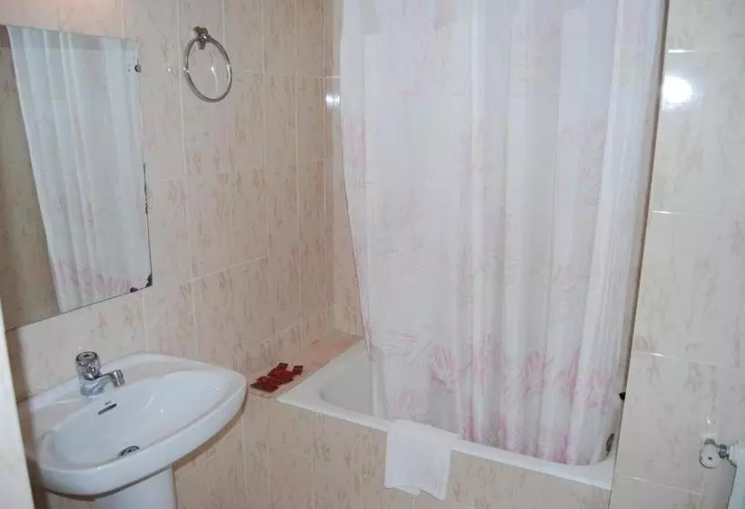 簡易ホテル Pension Casa Vicenta