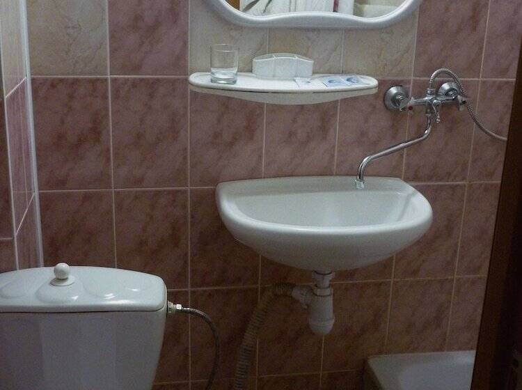 בית מלון כפרי Belarus Brest