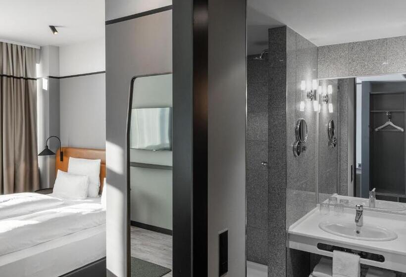 Hotel Titanic Comfort Kurfürstendamm