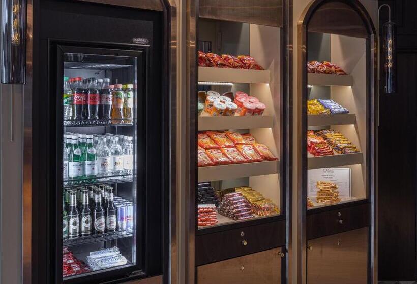 Hotel Titanic Comfort Kurfürstendamm