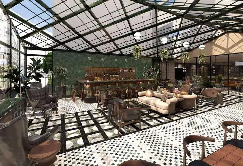 هتل Titanic Comfort Kurfürstendamm