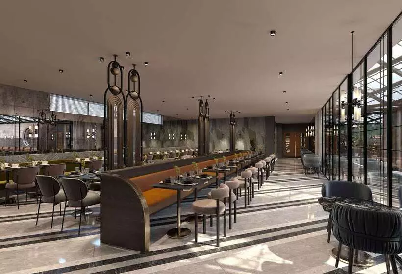 هتل Titanic Comfort Kurfürstendamm