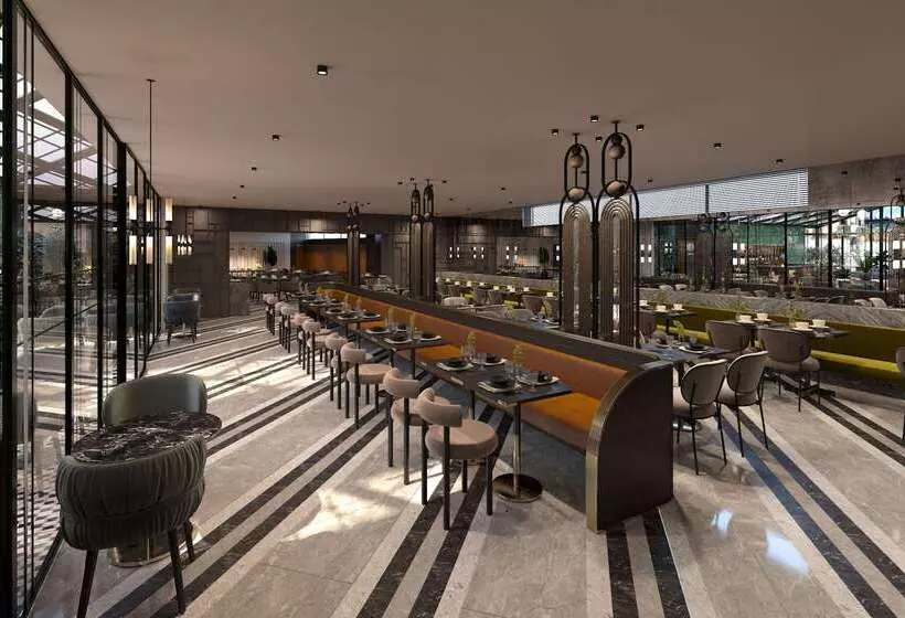 هتل Titanic Comfort Kurfürstendamm