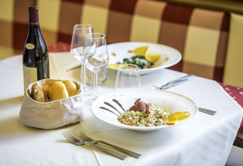 فندق Chalet Pineta Relax Location