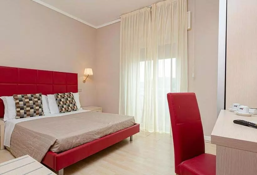 فندق Corona Milano Marittima