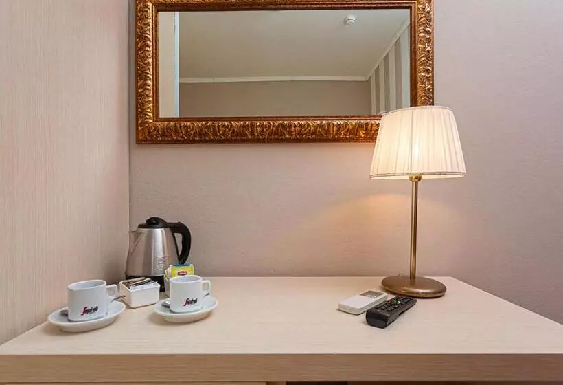 فندق Corona Milano Marittima