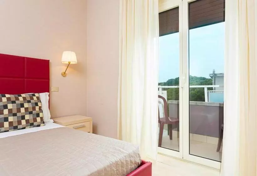 فندق Corona Milano Marittima