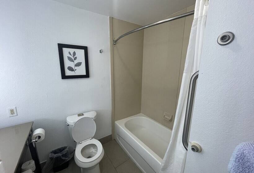 호텔 Country Inn & Suites By Radisson, Midway   Tallahassee West