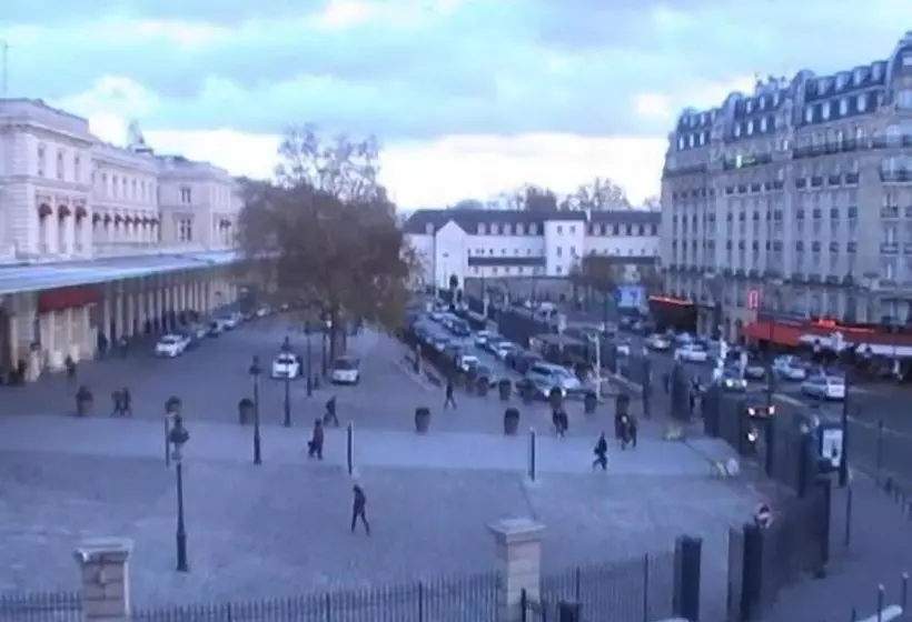 Hotel De Lorraine